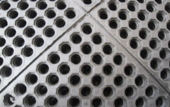Hollow Rubber Mat