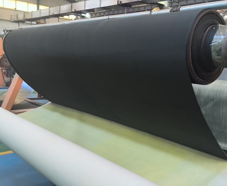 2.1m rubber cow mattress